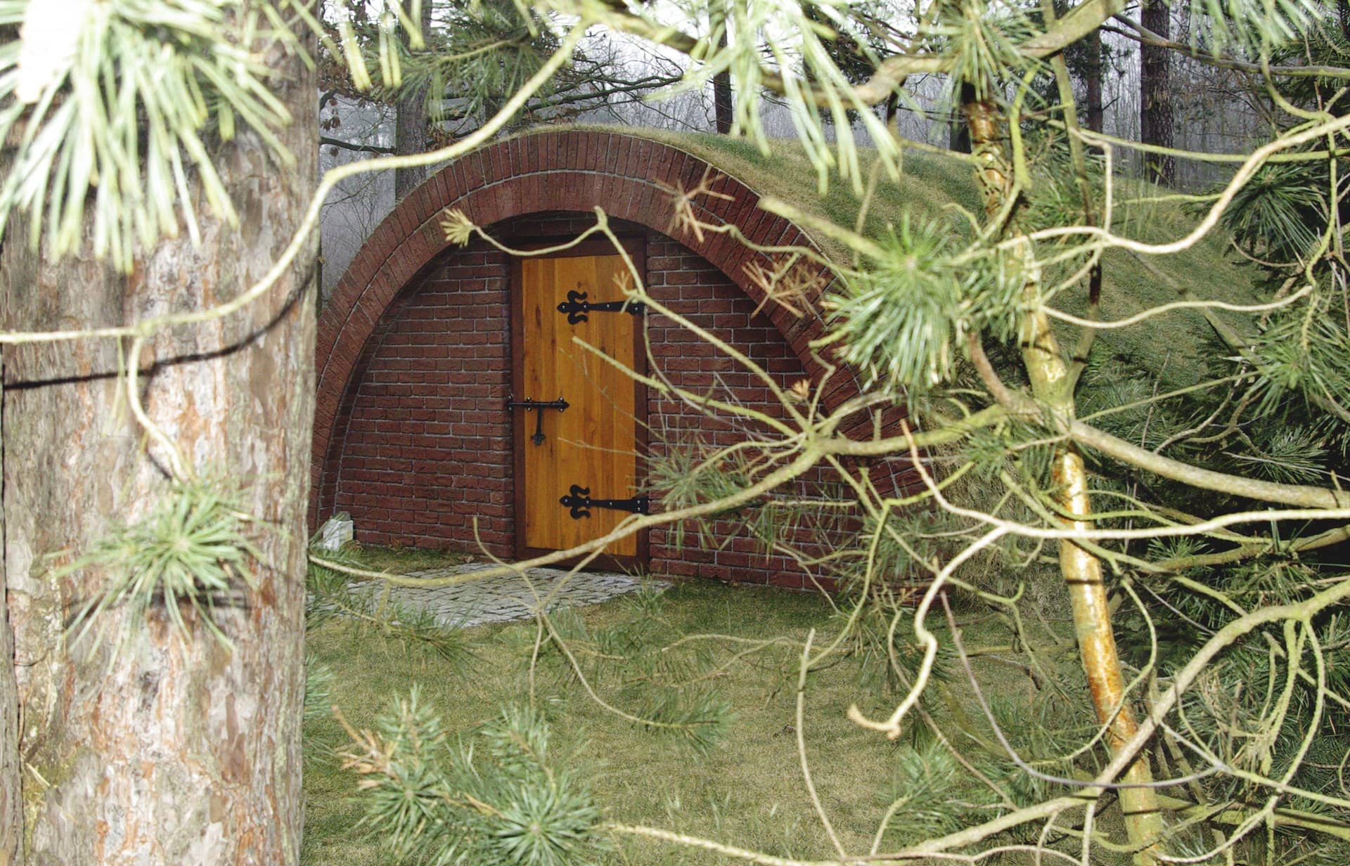 Mała piwniczka ogrodowa